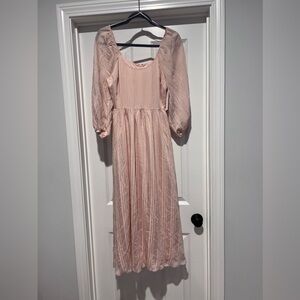 NWT Aura Red Dress Boutique Long Sleeve Maxi. Light Pink. Shimmer Material.